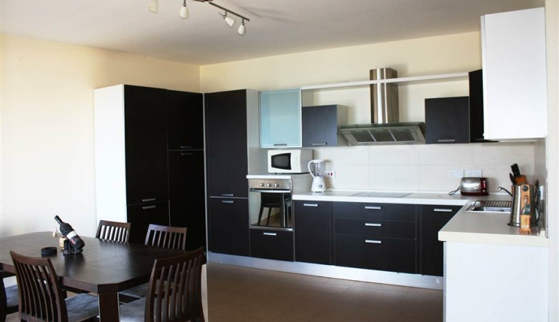 Apartment Main Street San Ġiljan - Apt 35846